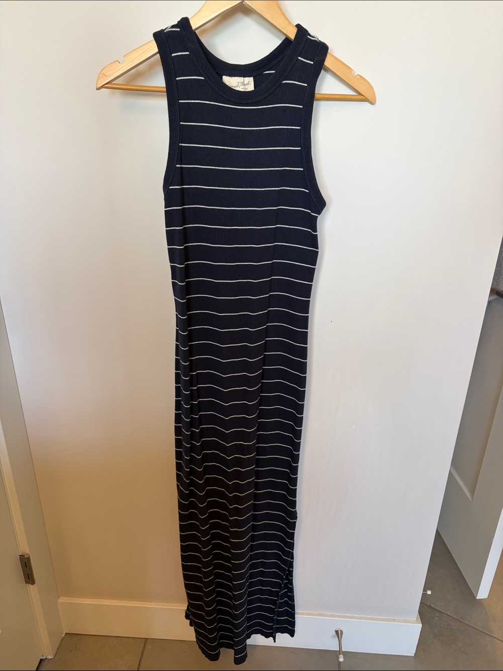 Universal thread medium Striped Navy Sleeveless Maxi Dress